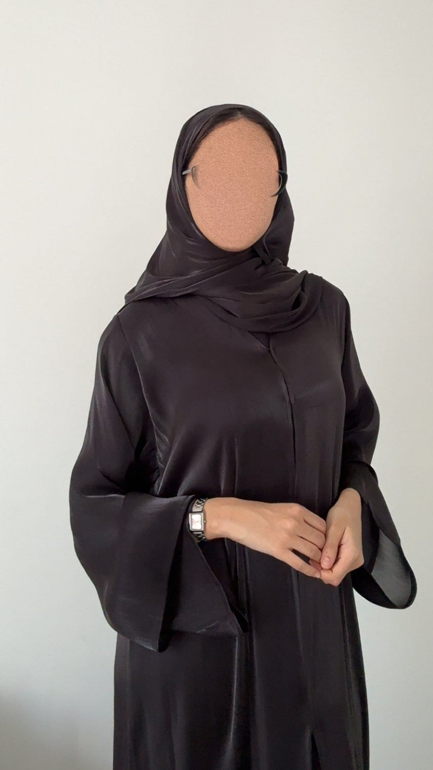 Miral abaya