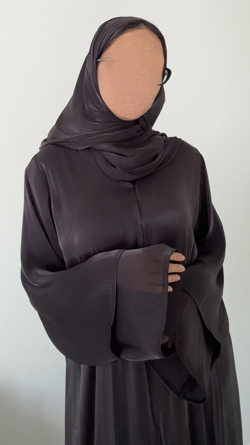 Miral abaya