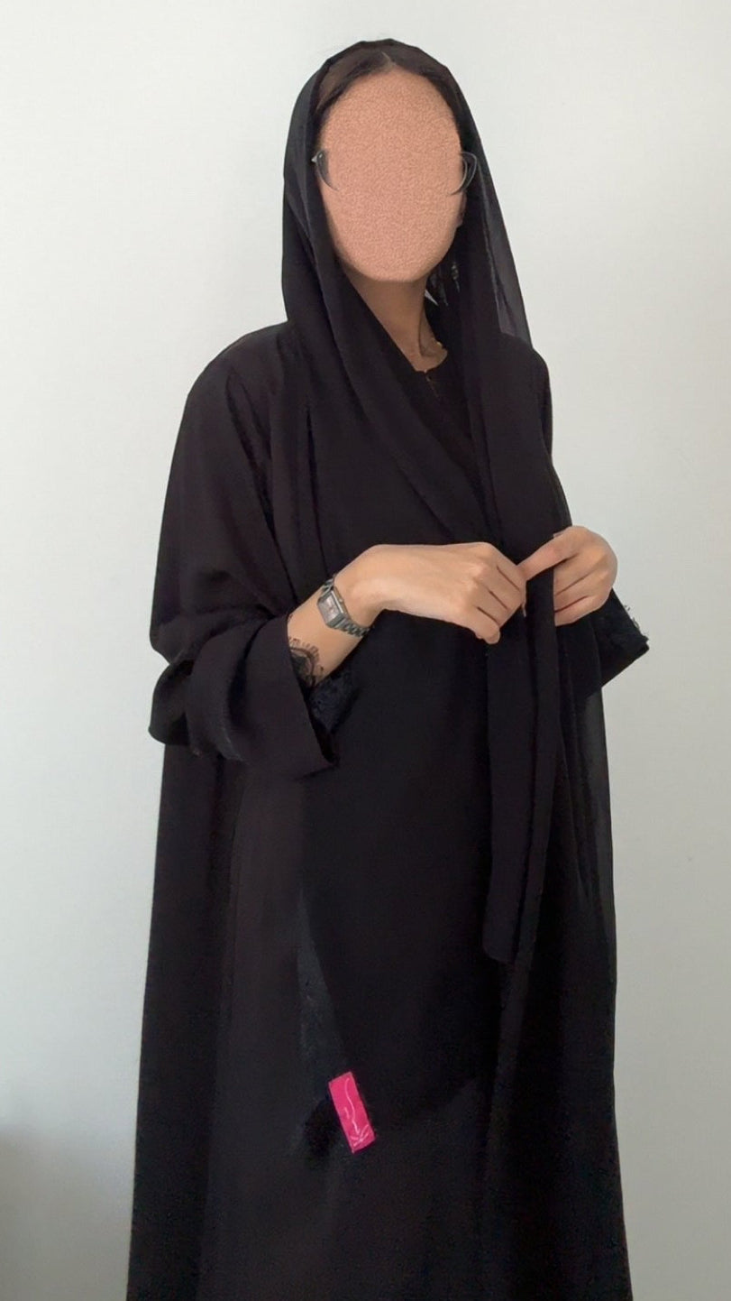 Luna noir abaya