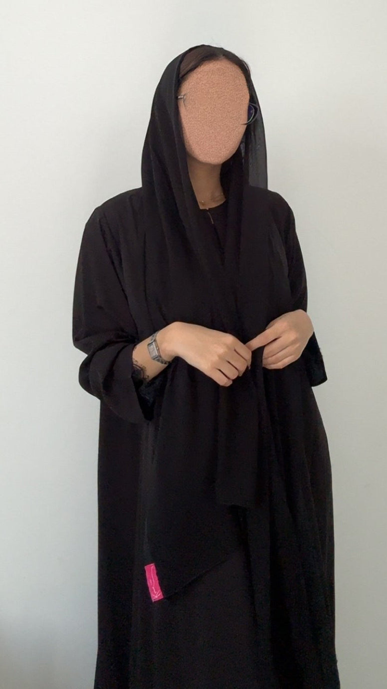 Luna noir abaya